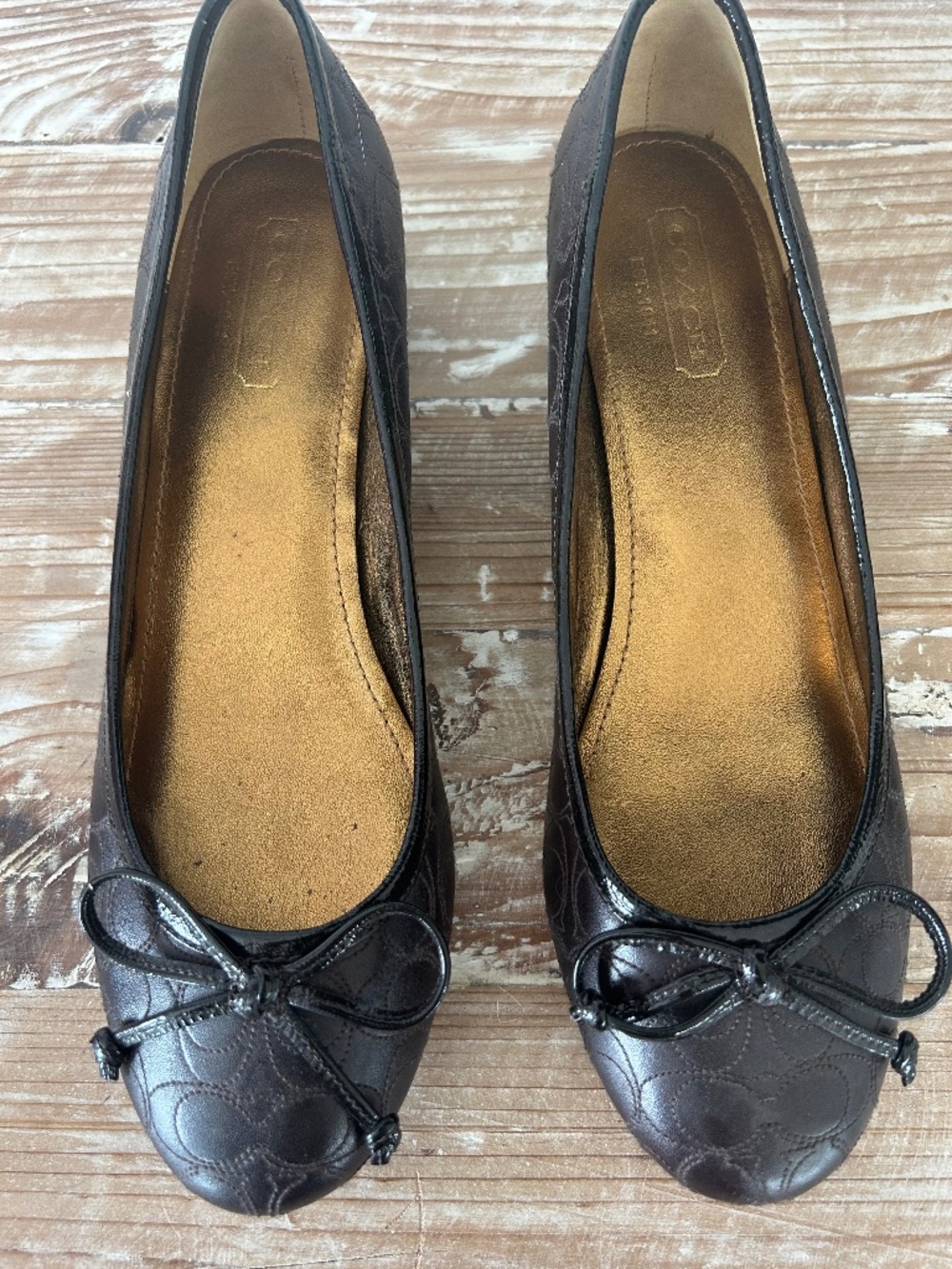 Coach Classic Flats Signature Pattern in Brown with Bow Sz 8.5